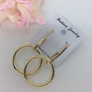 Gold Dangling Hoop Earrings                     J2
